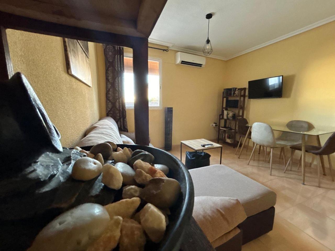 Economico Apartment